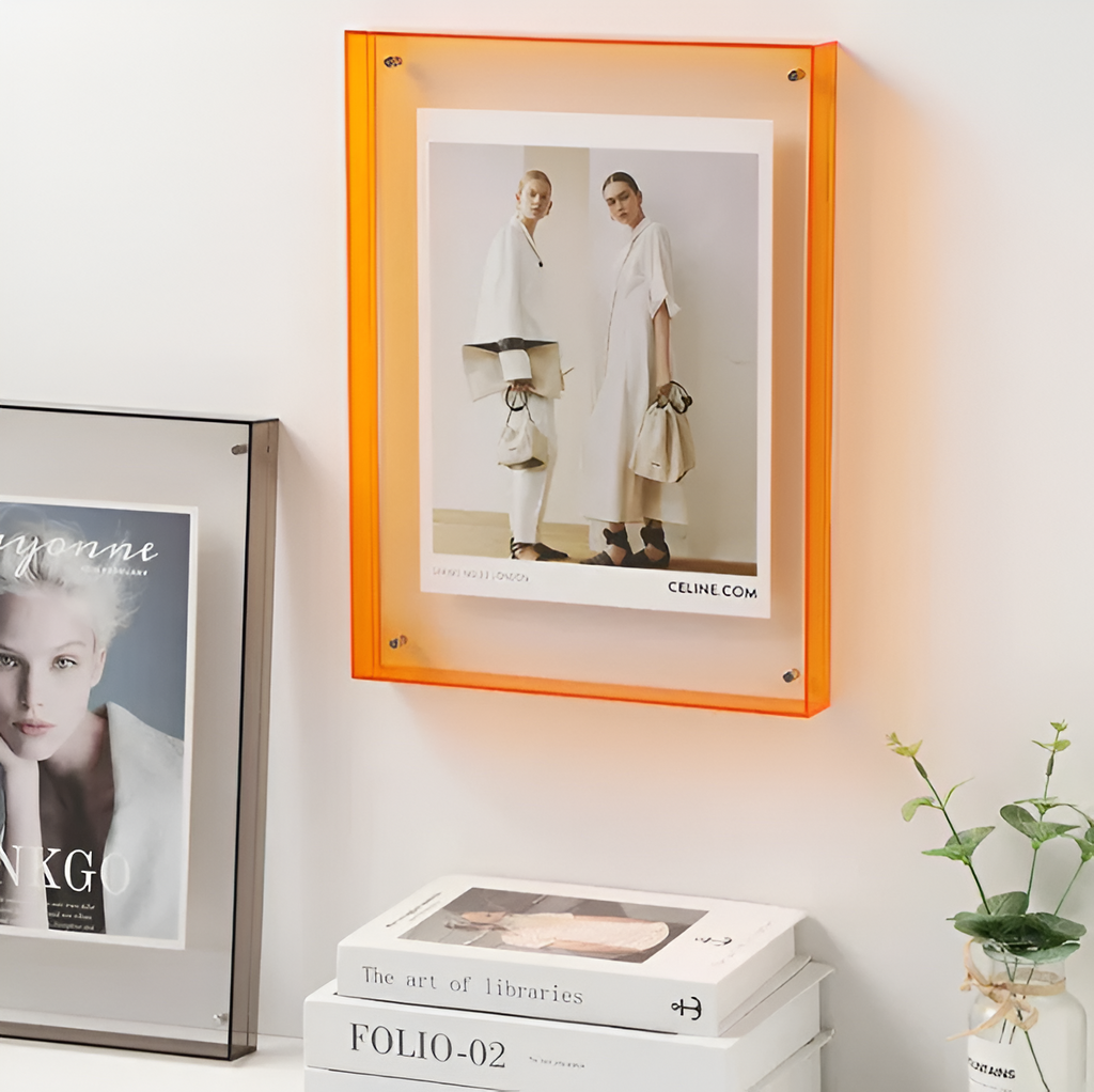 Seravina Floating Acrylic Frame – product image 2