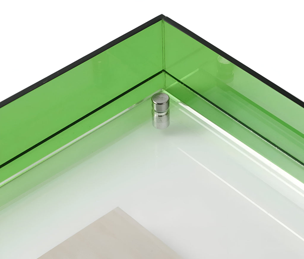 Seravina Floating Acrylic Frame – product image 12