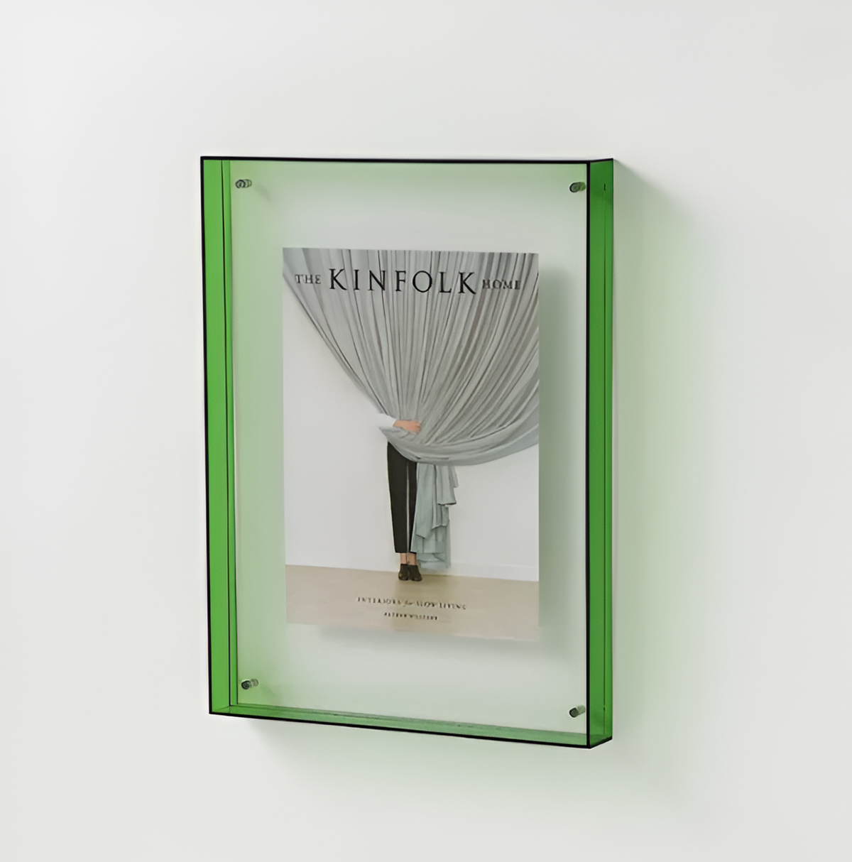 Seravina Floating Acrylic Frame