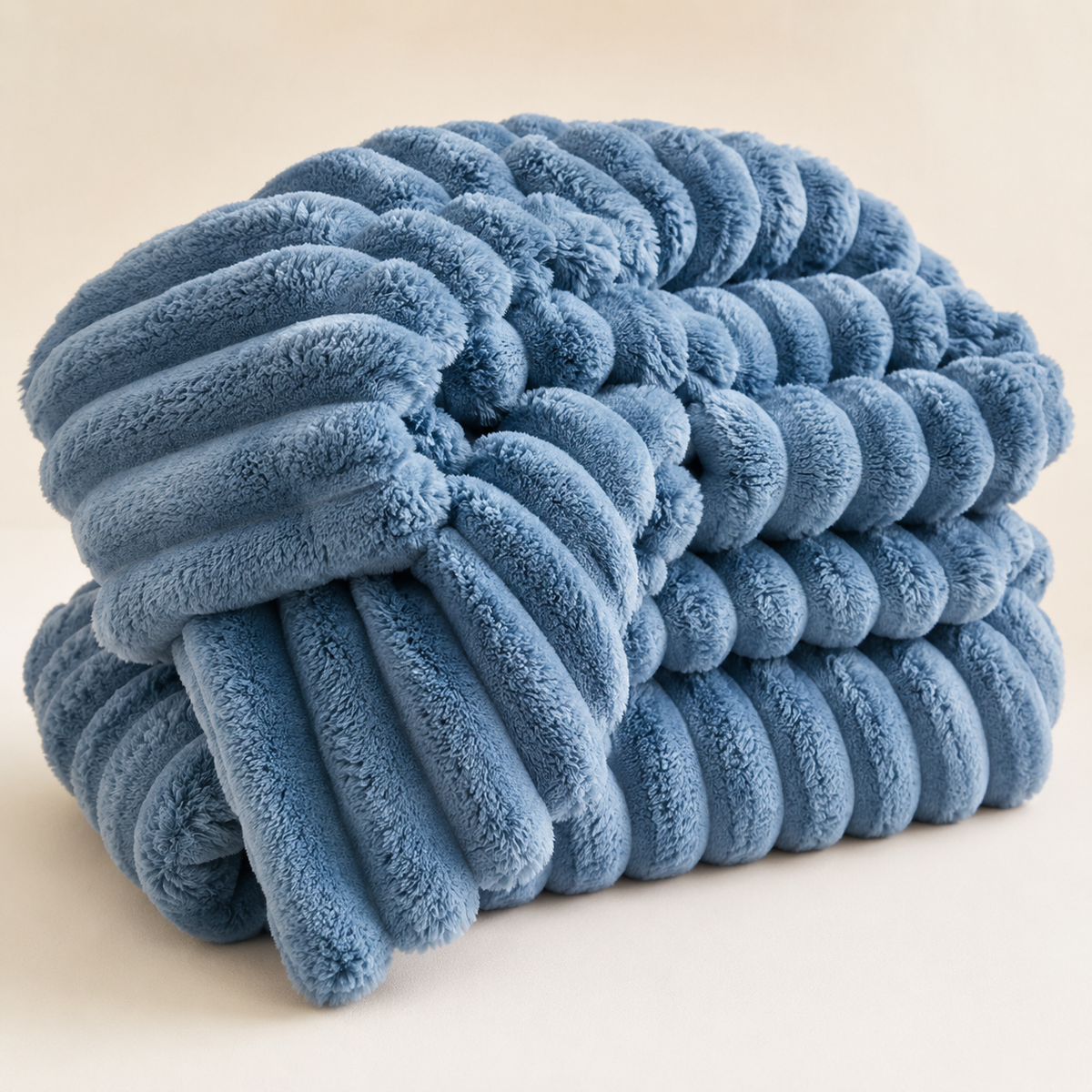 Winter Plush Fleece Throw – product image 5