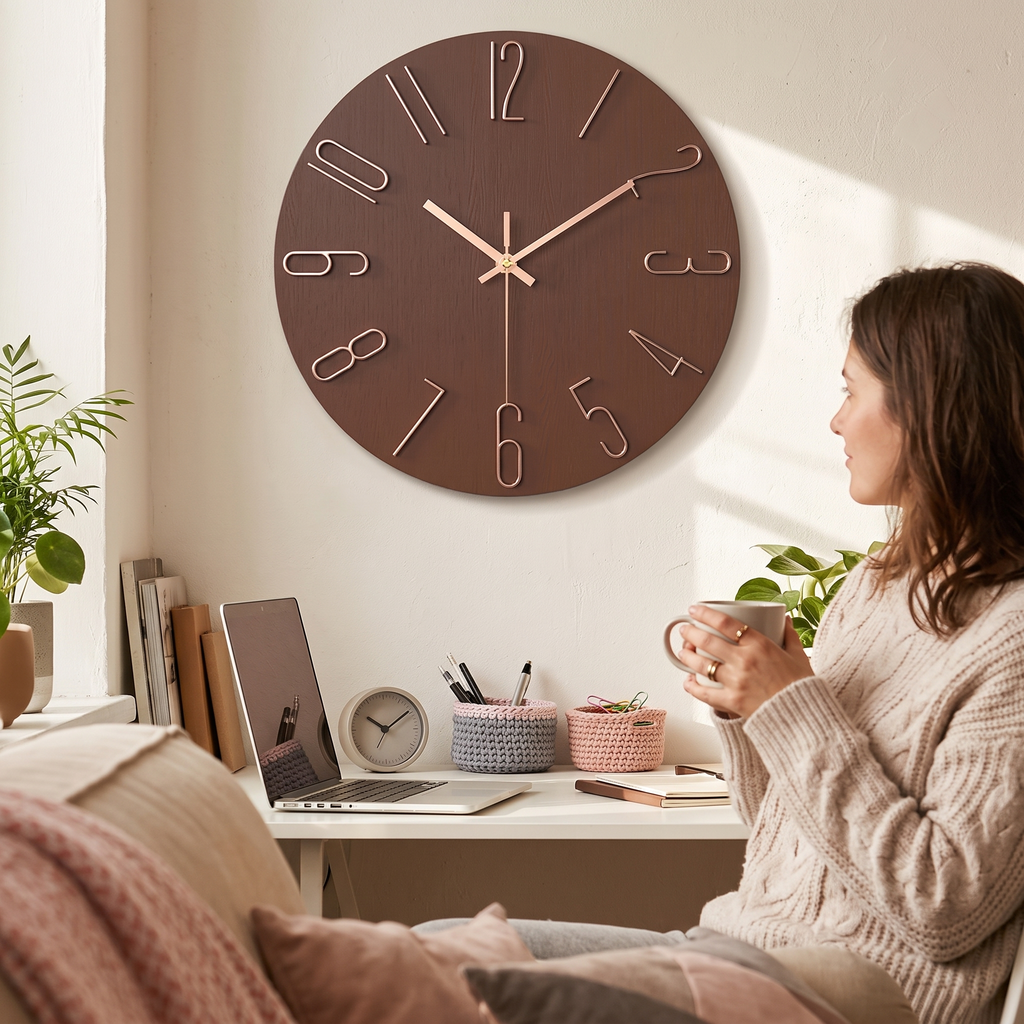 Noble Gold Wall Clock