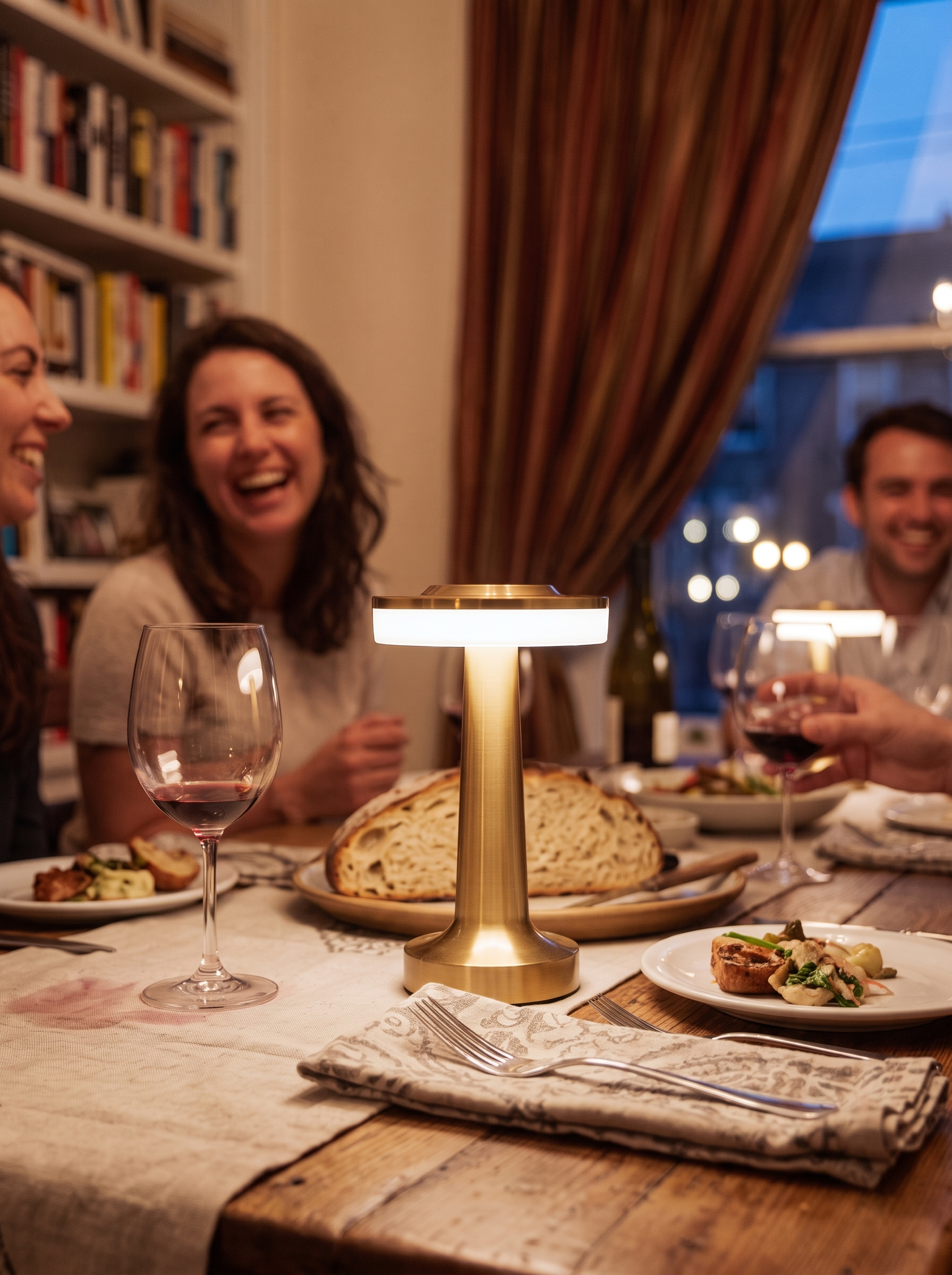 Cordless Metal Dimmable Table Lamp No Cables, Just Style