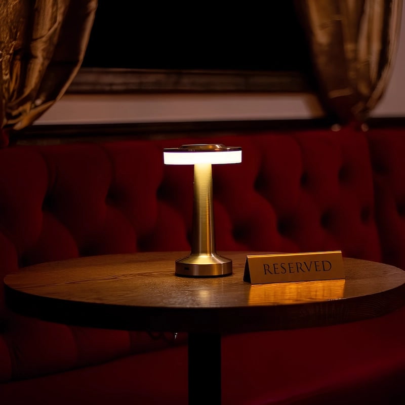 Cordless Metal Dimmable Table Lamp