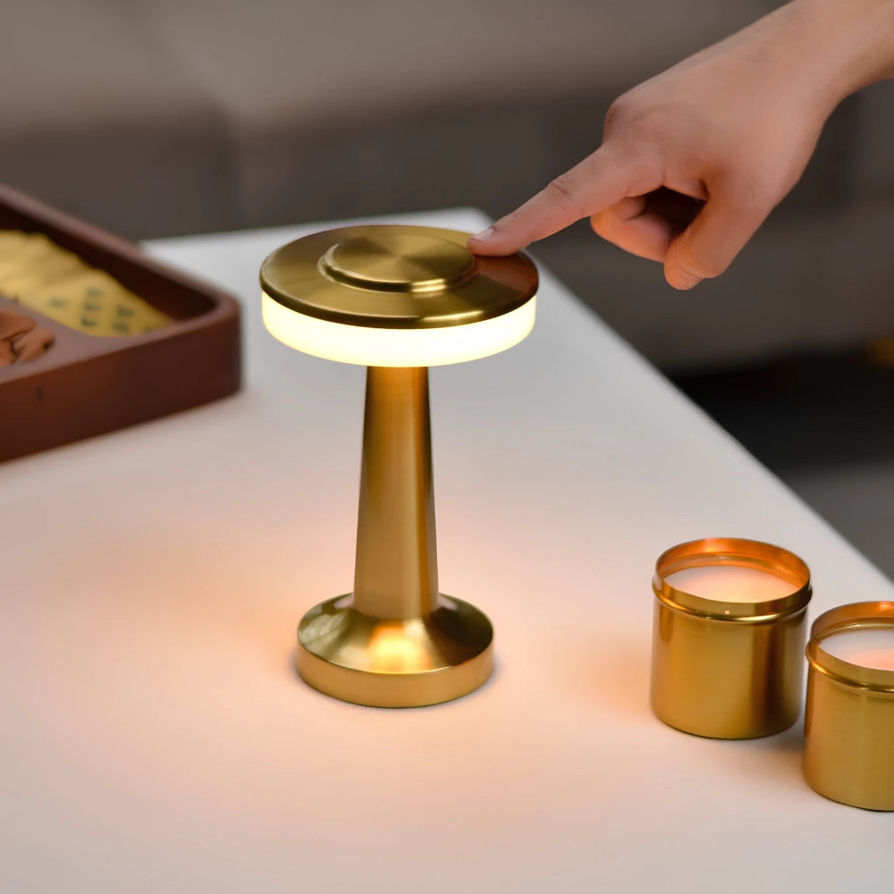 Cordless Metal Dimmable Table Lamp – product image 9